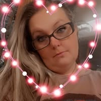 Heather Lynn's profile image