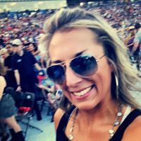 Kelly Thompson's profile image