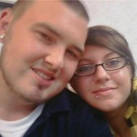 Laura Lundeen's profile image