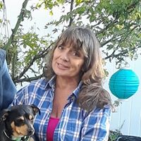 Julie Weaver's profile image