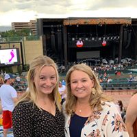 Kelly Loveland Brown's profile image