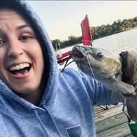 Courteney Clune's profile image
