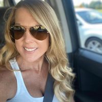 Lauren Amber James's profile image