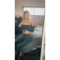 Rhiannon Wiles's profile image