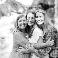 Susan Walker Graves's profile image