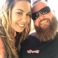 Lindzie Nail's profile image