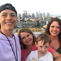 Donna Roth Fry's profile image