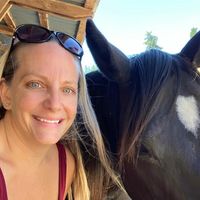 Nicole Snowberger's profile image