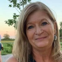 Debbie Brewer Deedrich's profile image