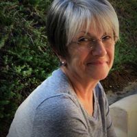 Nina Michaels's profile image