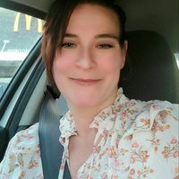 Shelley Elizabeth's profile image