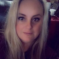 Suzanne Land's profile image