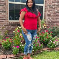 Lily Hernandez's's profile image