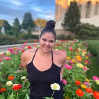 Ashley Qualls's profile image