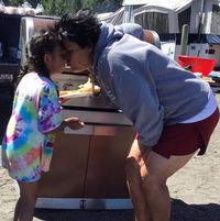 Vely Vazquez's profile image