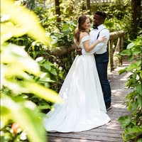 Leah Lewis's profile image