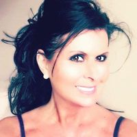 Deanne Thompson's profile image