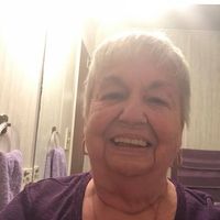 Helen Cuevas Ladner's profile image