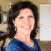 Celia Fossum's profile image