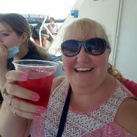 Lisa Richards's profile image