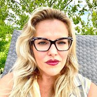 Mary Ann Hosseini's profile image