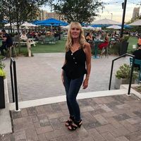 Kelly Woods's profile image