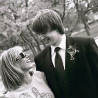 Holly Little's profile image
