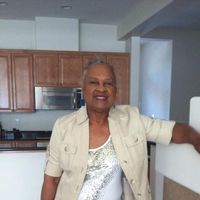 Linda Hunter's profile image