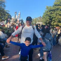 Sal Cuellar's profile image