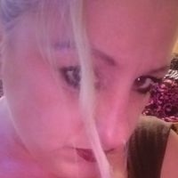Tara L Roberts's profile image