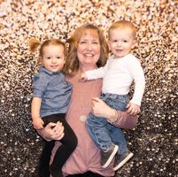 Elaine Steinour's profile image