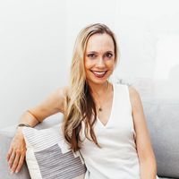 Jen Broyles's profile image