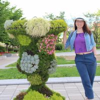 Leah Warner's profile image