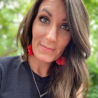 Amanda Yates's profile image
