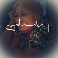 Ruby Salinas's profile image
