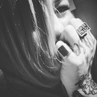 Erin Thomas's profile image