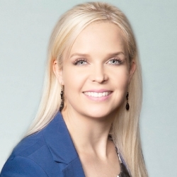 8. Amber Bradshaw-Whitear, MD, FACOG | OB/GYN