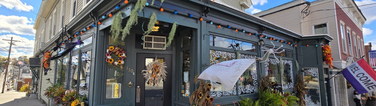 Appleblossoms Flowers Gifts  & More's cover image