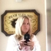 Debbie Murawski's profile image