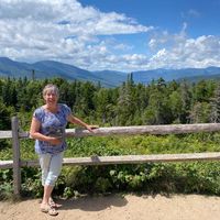 Lorrie Borrell's profile image