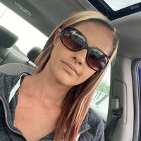 Kirsten Leigh's profile image