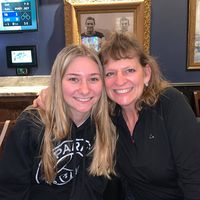 Julia Mense's profile image