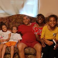 Paula Miles's profile image