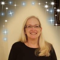 Evelyn Hipple's profile image