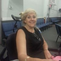Sandy Plummer Stroud's profile image