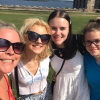 Lisa Sulzbach Connolly's profile image