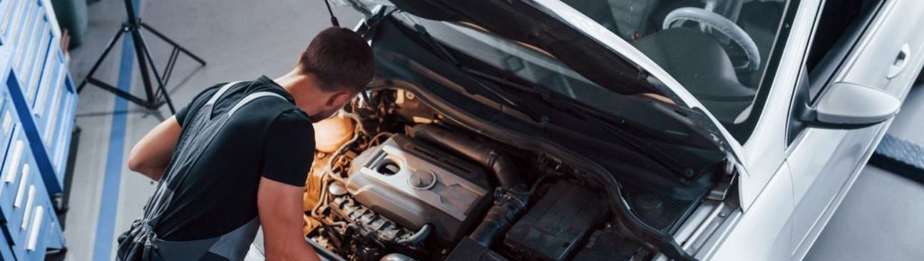Stuart Hunter Motors's cover image