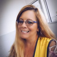 Becky Ellis's profile image