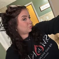 Emily Mills's profile image