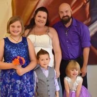 Lori Stenberg Thompson's profile image